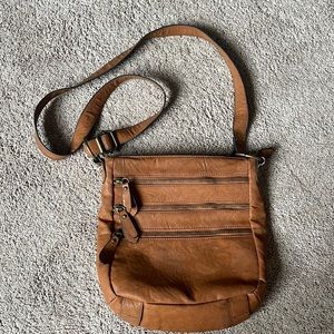Bueno brand vegan leatherette cross body purse